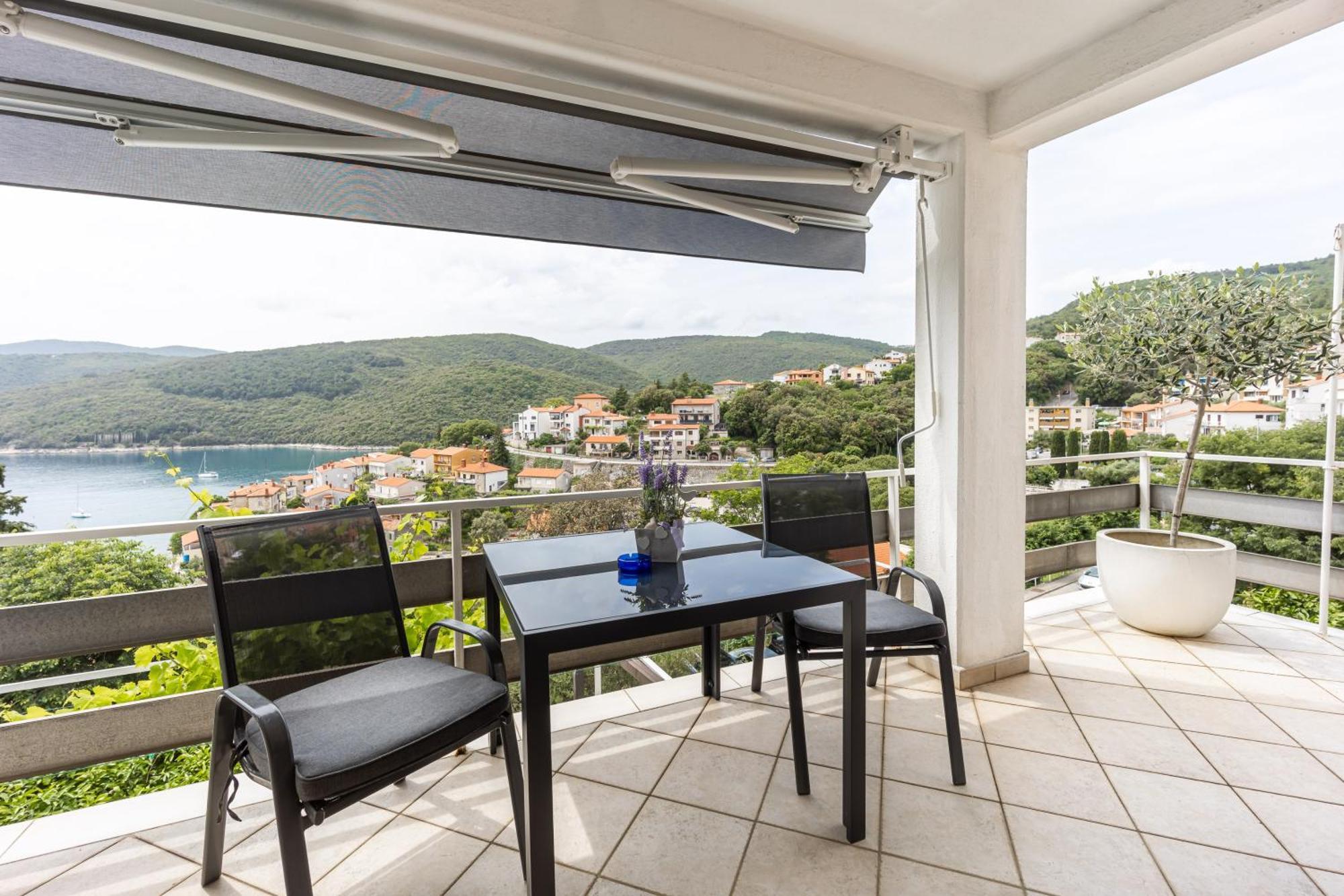 Apartments Sea View Rabac Rom bilde