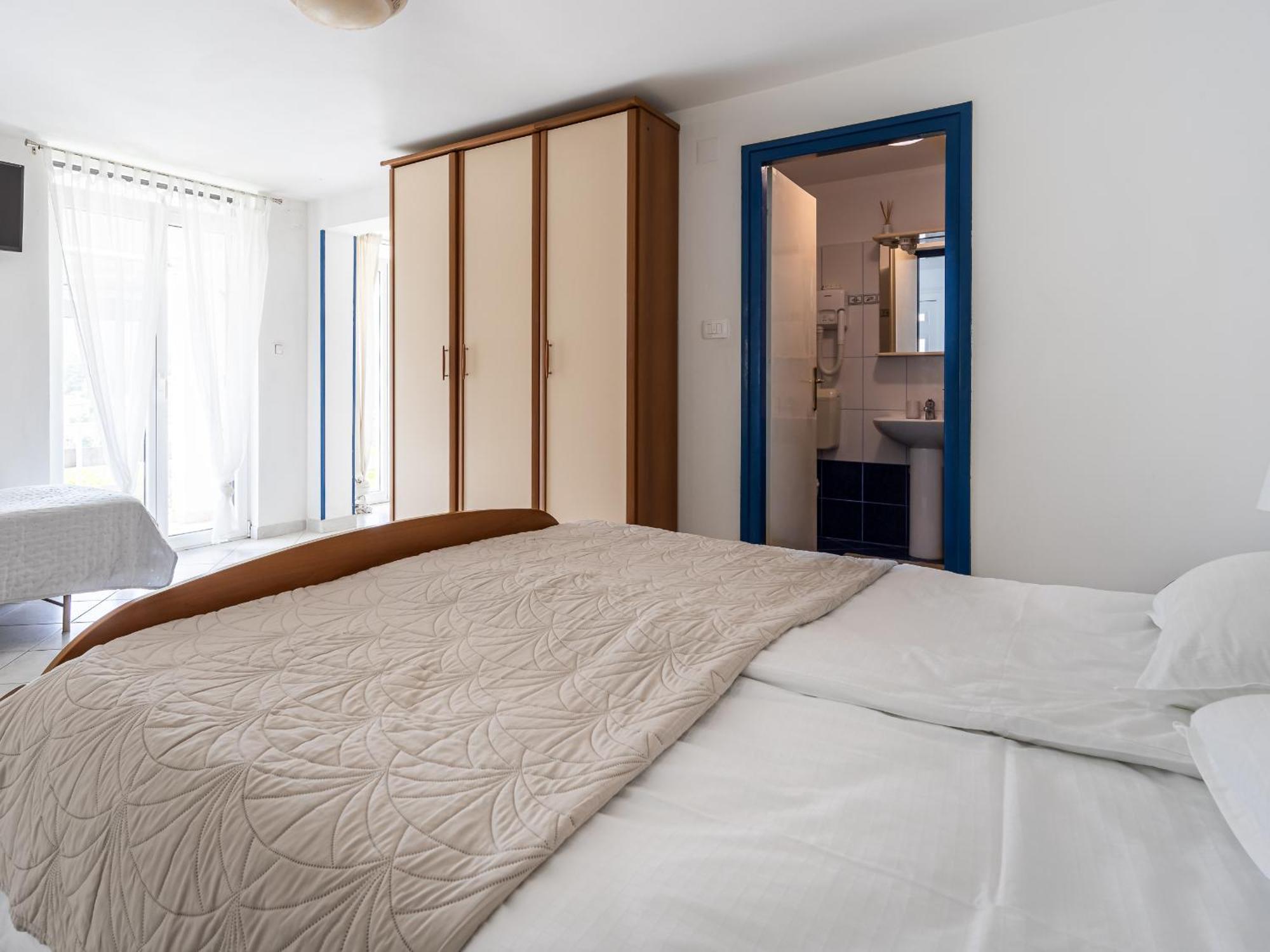 Apartments Sea View Rabac Rom bilde
